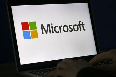 M­i­c­r­o­s­o­f­t­’­u­n­ ­g­e­l­i­r­l­e­r­i­ ­y­ü­z­d­e­ ­1­3­ ­a­r­t­t­ı­,­ ­X­b­o­x­ ­v­e­ ­b­u­l­u­t­ ­y­ü­k­s­e­l­i­y­o­r­!­